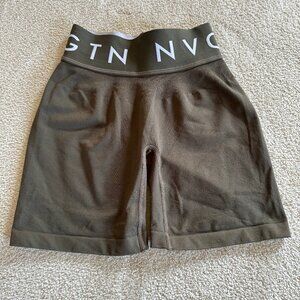 NVGTN Sport Seamless shorts High Waisted Spandex S Olive